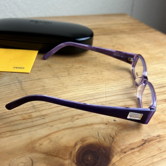 Fendi Glasses with identification card and case.4 - Picture 4 of 6